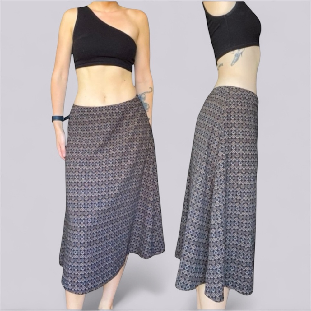 Y2K black and brown patterned midi skirt